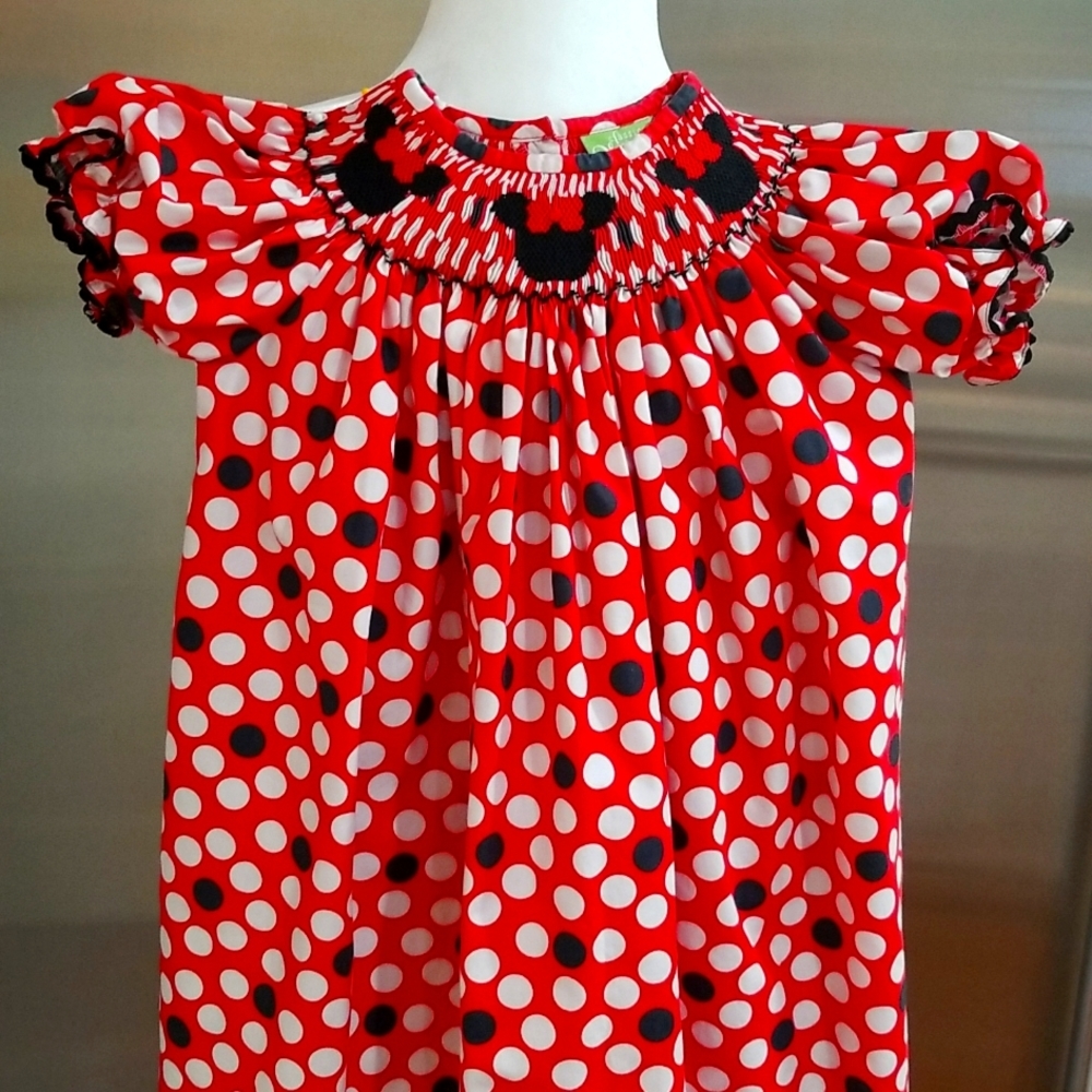 Minnie Mouse smocked dress size 5